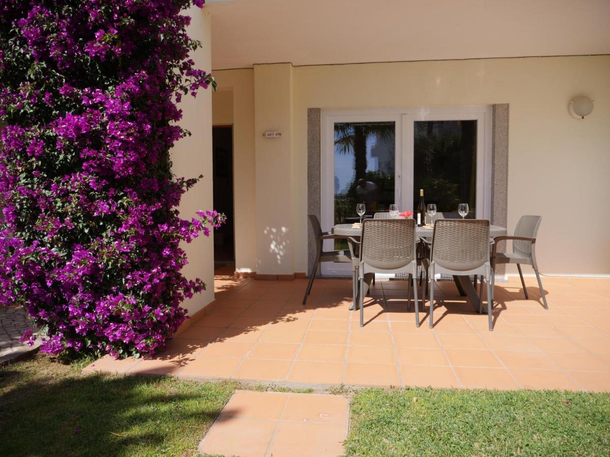 Spacious Apartment Near Porto De Mos Beach, Lagos. Kültér fotó