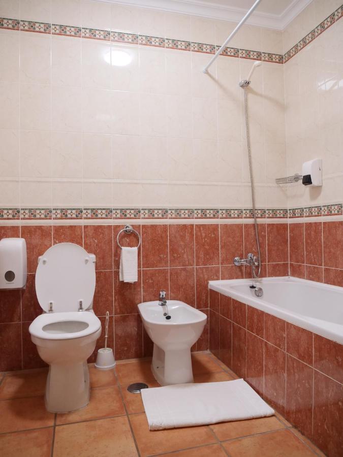 Spacious Apartment Near Porto De Mos Beach, Lagos. Kültér fotó