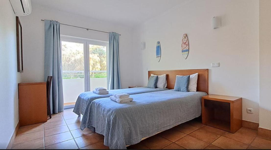 Spacious Apartment Near Porto De Mos Beach, Lagos. Szoba fotó